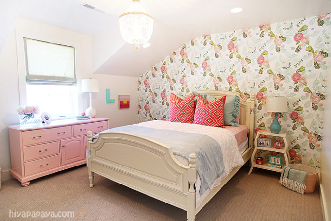 girls bedroom