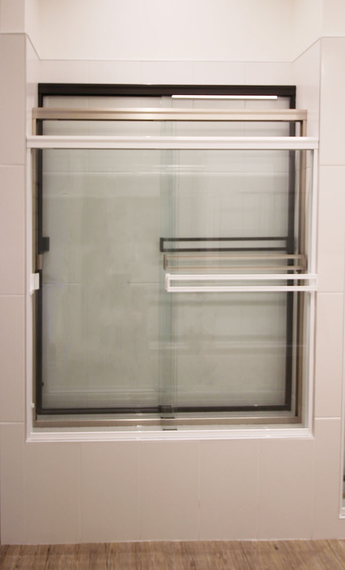 shower-glassdoor-frame-color