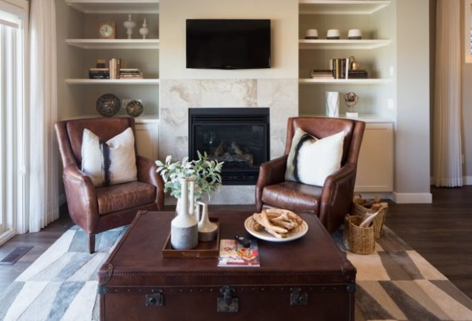 tour this cozy and comfortable show home at Brooklyn Berry Designs.