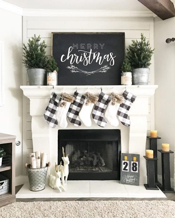 Black and White Christmas Decor Ideas