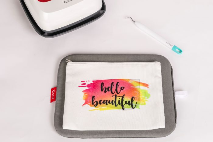 Cricut Tutorial: How to use Cricut's Infusible Ink Transfer Sheets to make  your own Makeup Bags! 