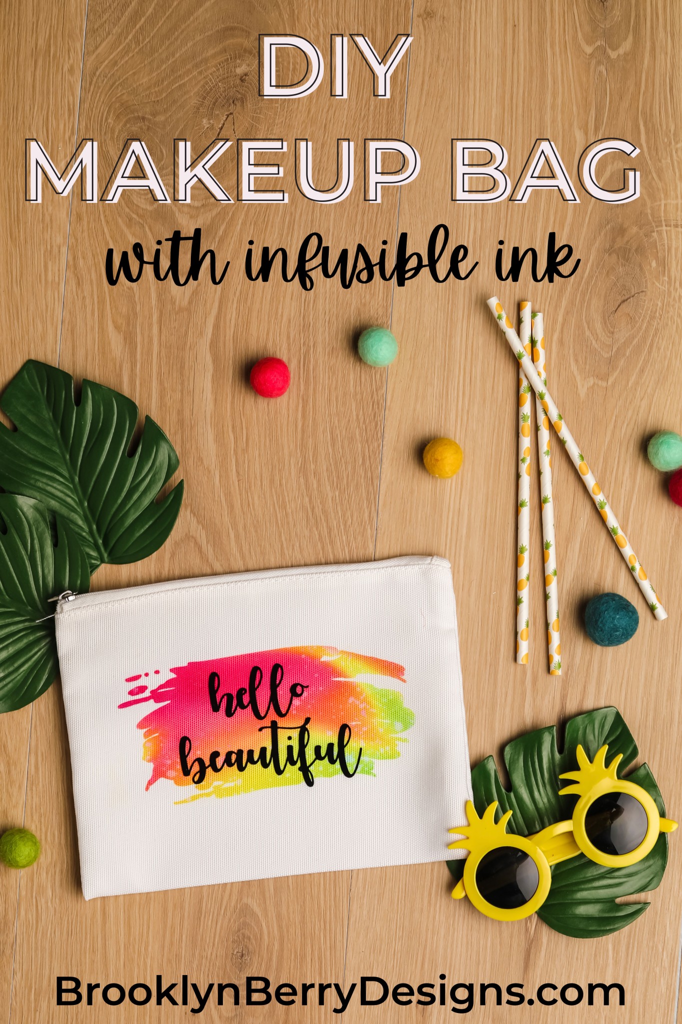 Infusible Ink Cosmetic Bag Tutorial - a super cute and easy DIY gift idea to make for all your friends. via @brookeberry