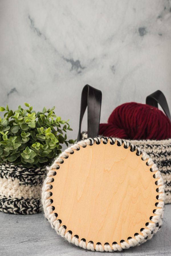 Crochet Basket With Wooden Base Brooklyn Berry Designs