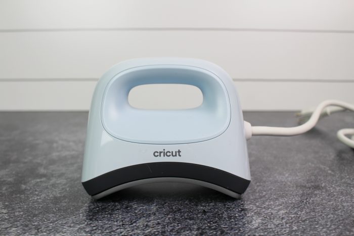 The Ultimate Guide to the Cricut Hat Press and Cricut Heat App