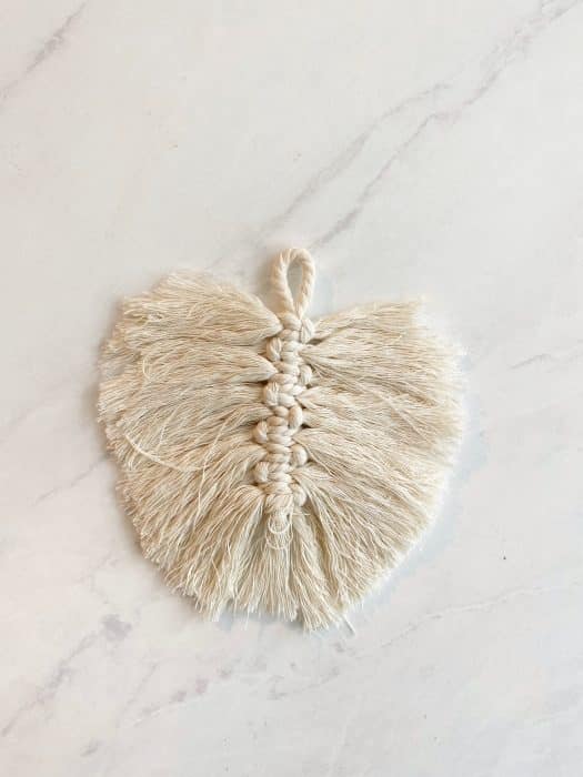 DIY Macrame Feather - Brooklyn Berry Designs